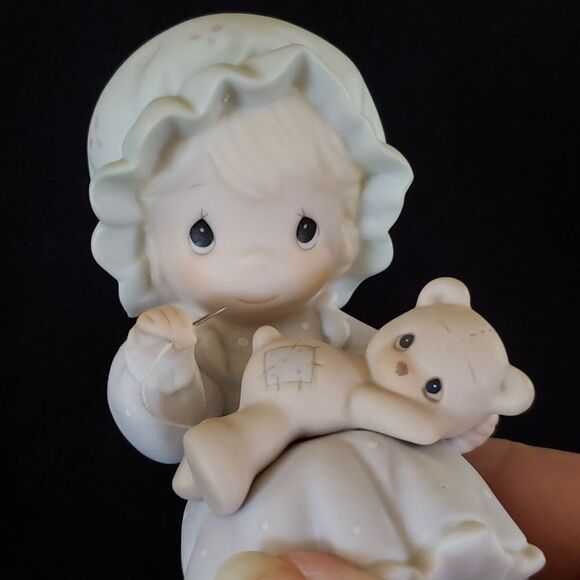 Vintage 1990 Precious Moments “You Are a Blessing to Me” Porcelain Figurine - Picture 5 of 6
